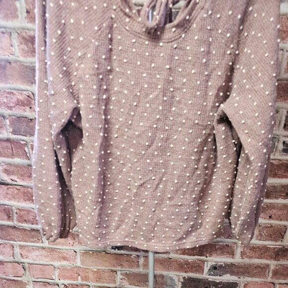 Women's FLOWER & FEATHER Textured Polka Dot Crop Sweater Large - Picture 3 of 10